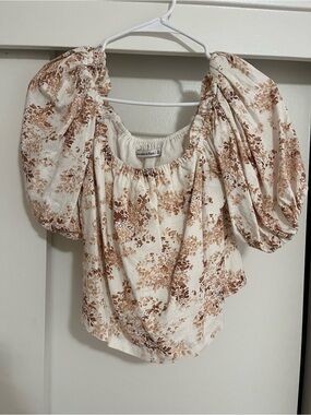 Abercrombie and fitch Sleeve Off-Shoulder Top in Cream and Brown